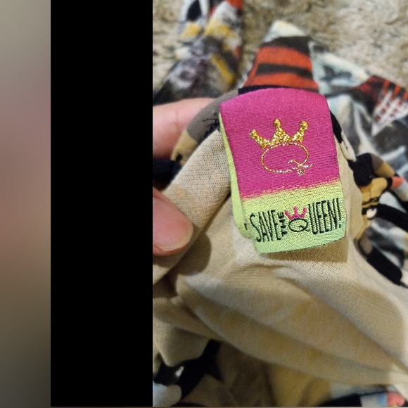 Save The Queen top - Picture 8 of 10